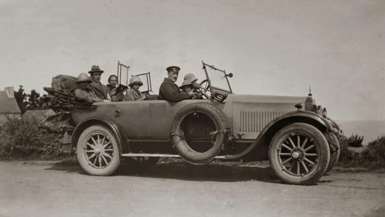 Read more about the article Understanding the Old English Bible: A Journey Through Time and Language